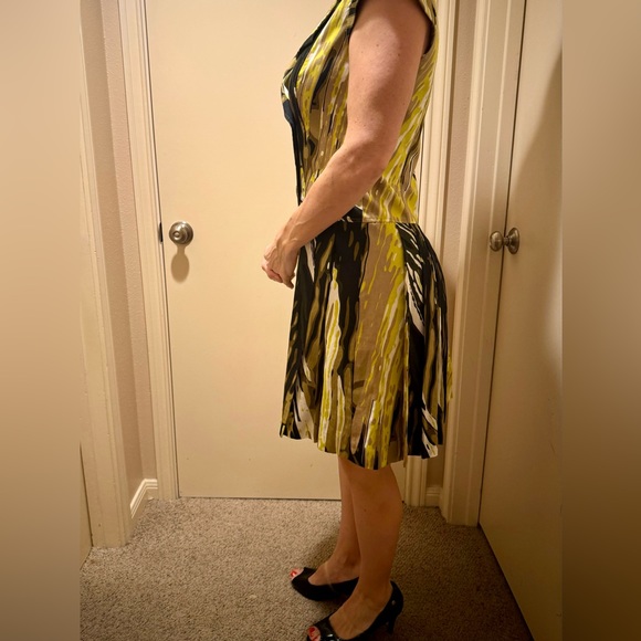 Teri Jon Dress - Picture 2 of 4